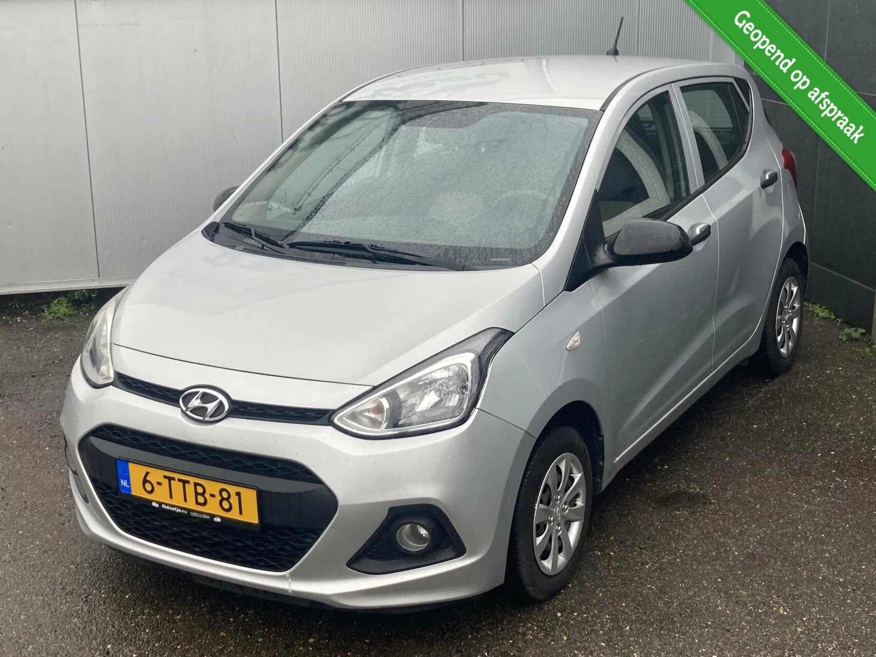 Hoofdafbeelding Hyundai i10