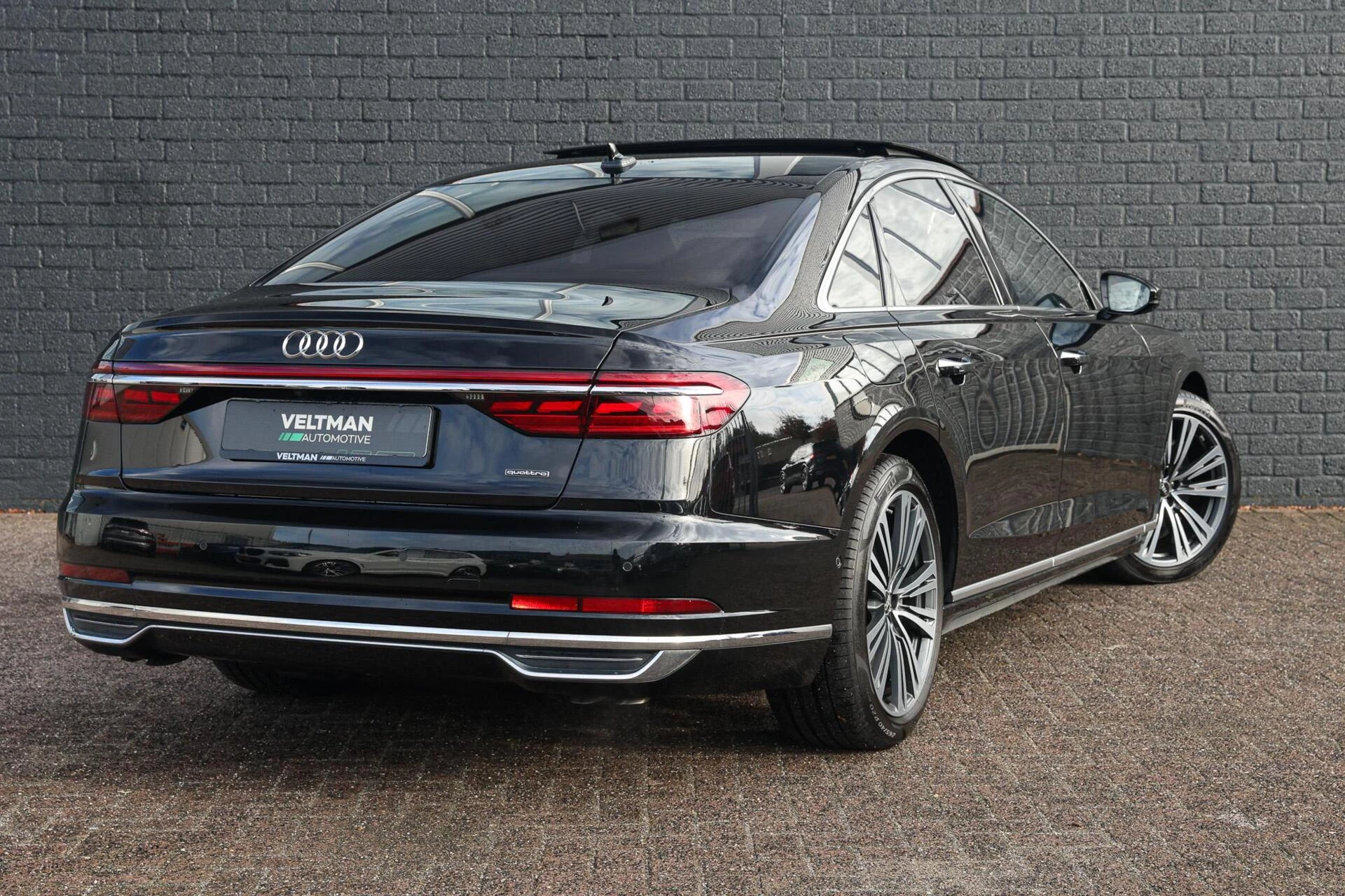 Hoofdafbeelding Audi A8
