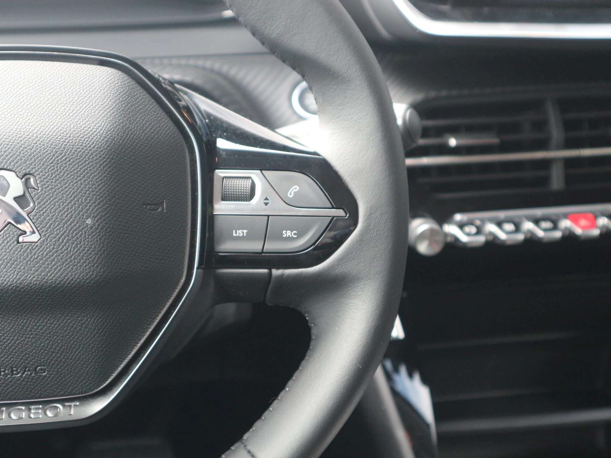 Hoofdafbeelding Peugeot e-208