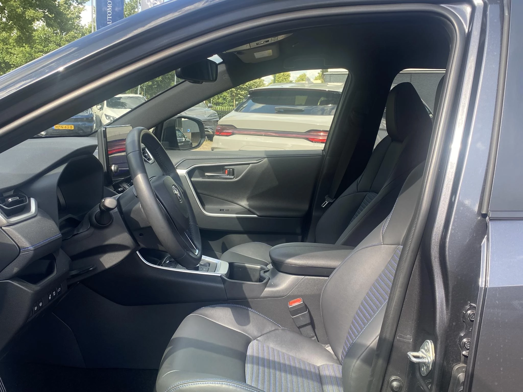 Hoofdafbeelding Toyota RAV4