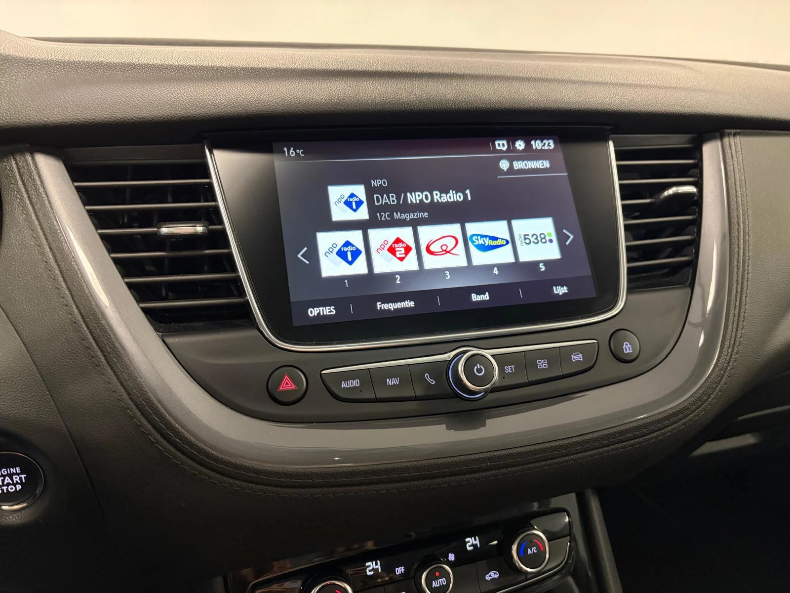 Hoofdafbeelding Opel Grandland X