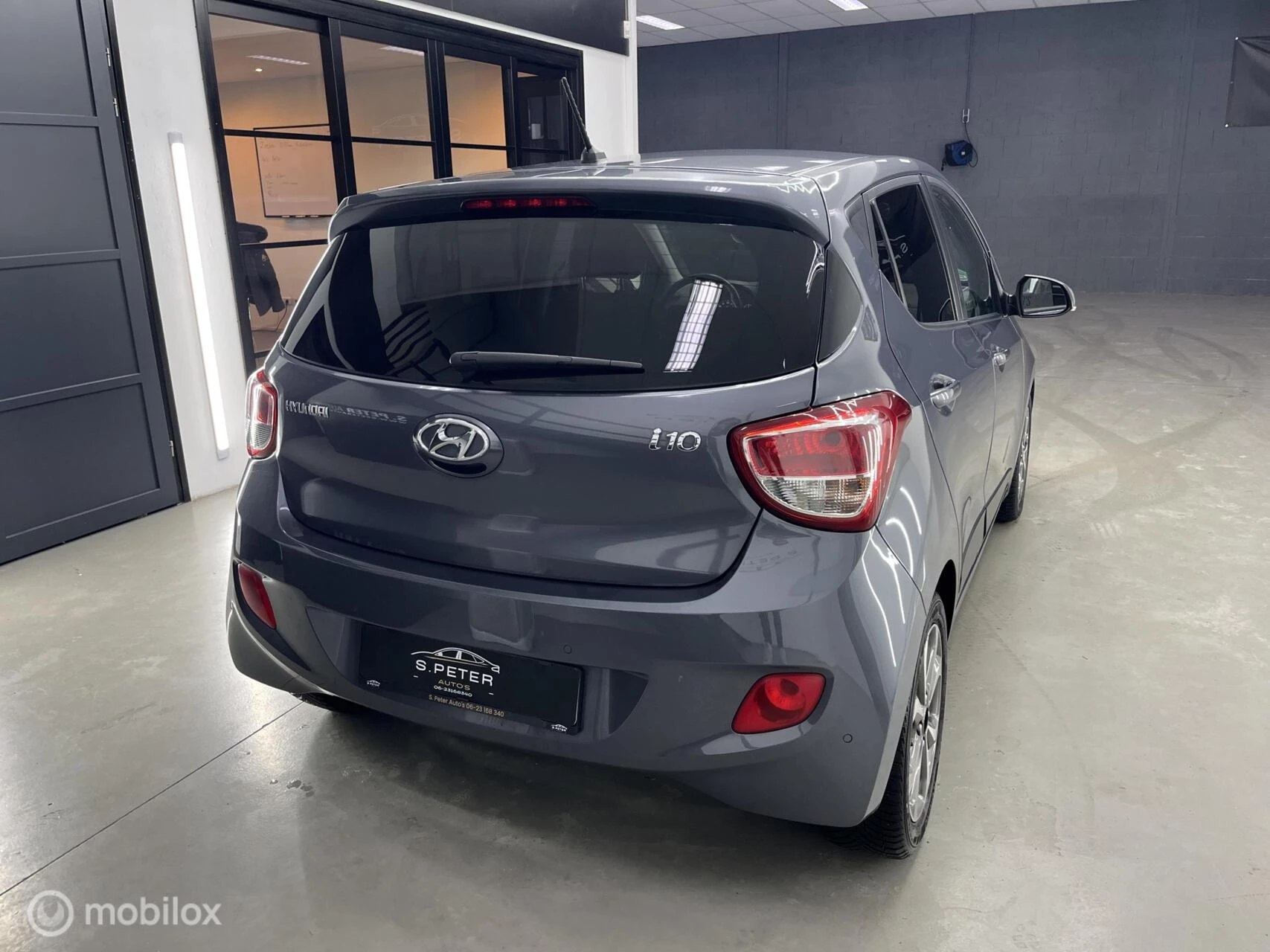 Hoofdafbeelding Hyundai i10