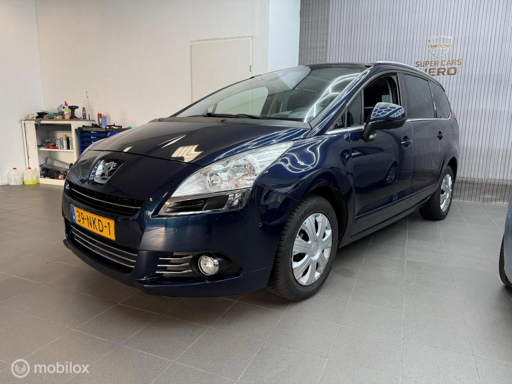 Hoofdafbeelding Peugeot 5008