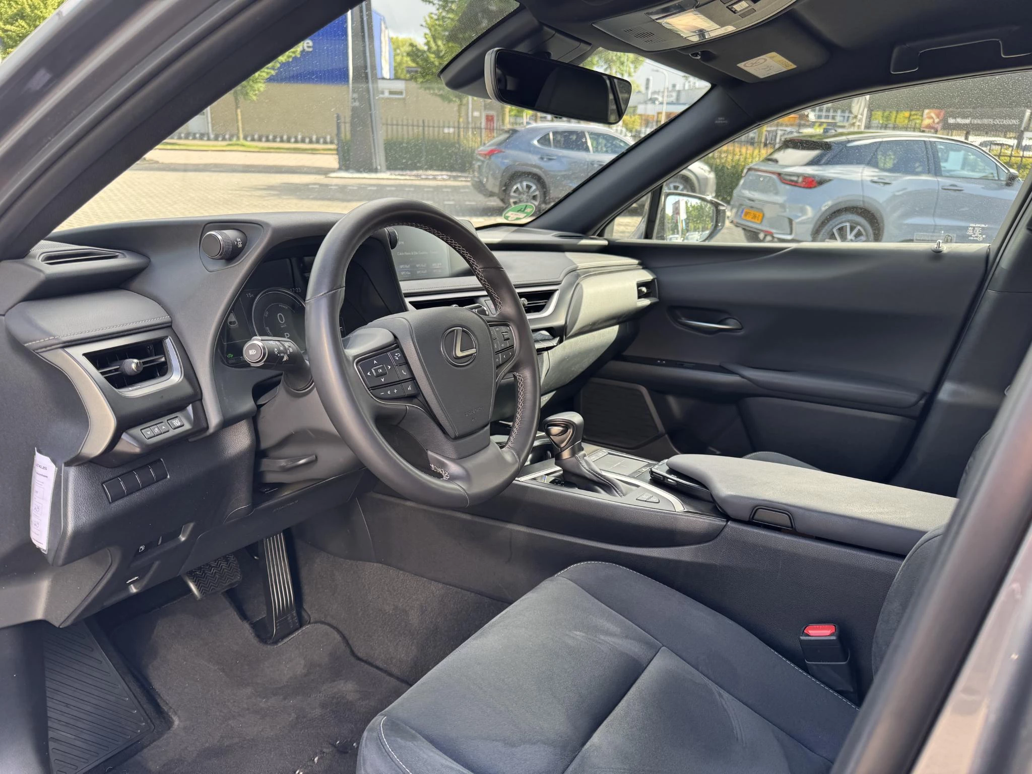 Hoofdafbeelding Lexus UX