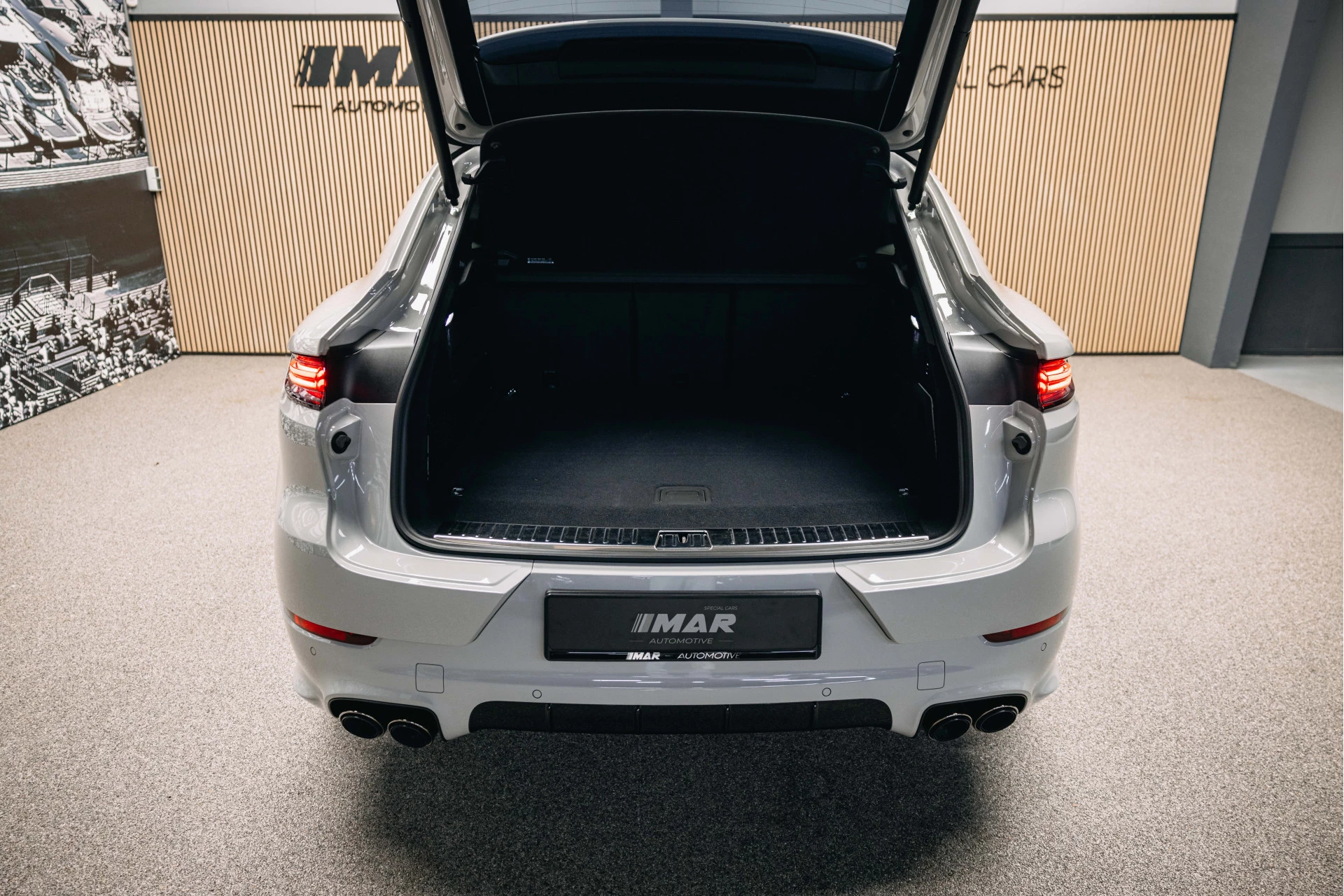 Hoofdafbeelding Porsche Cayenne