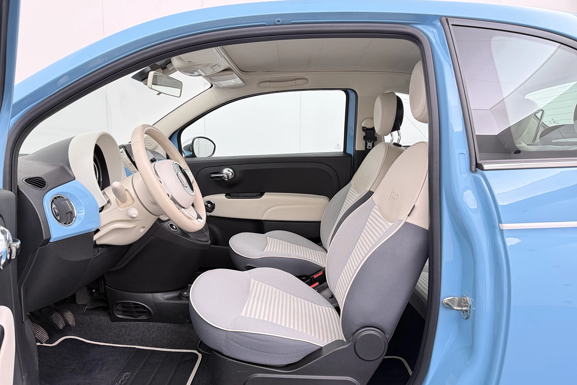 Hoofdafbeelding Fiat 500C