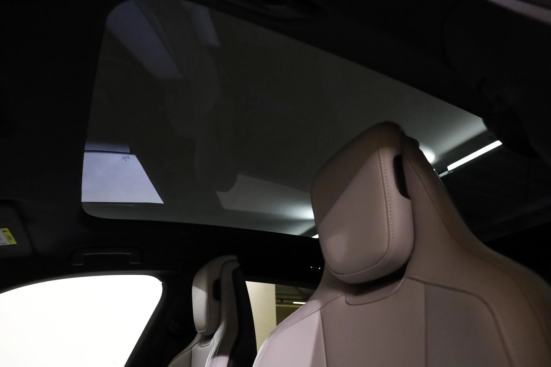 Hoofdafbeelding Porsche Taycan