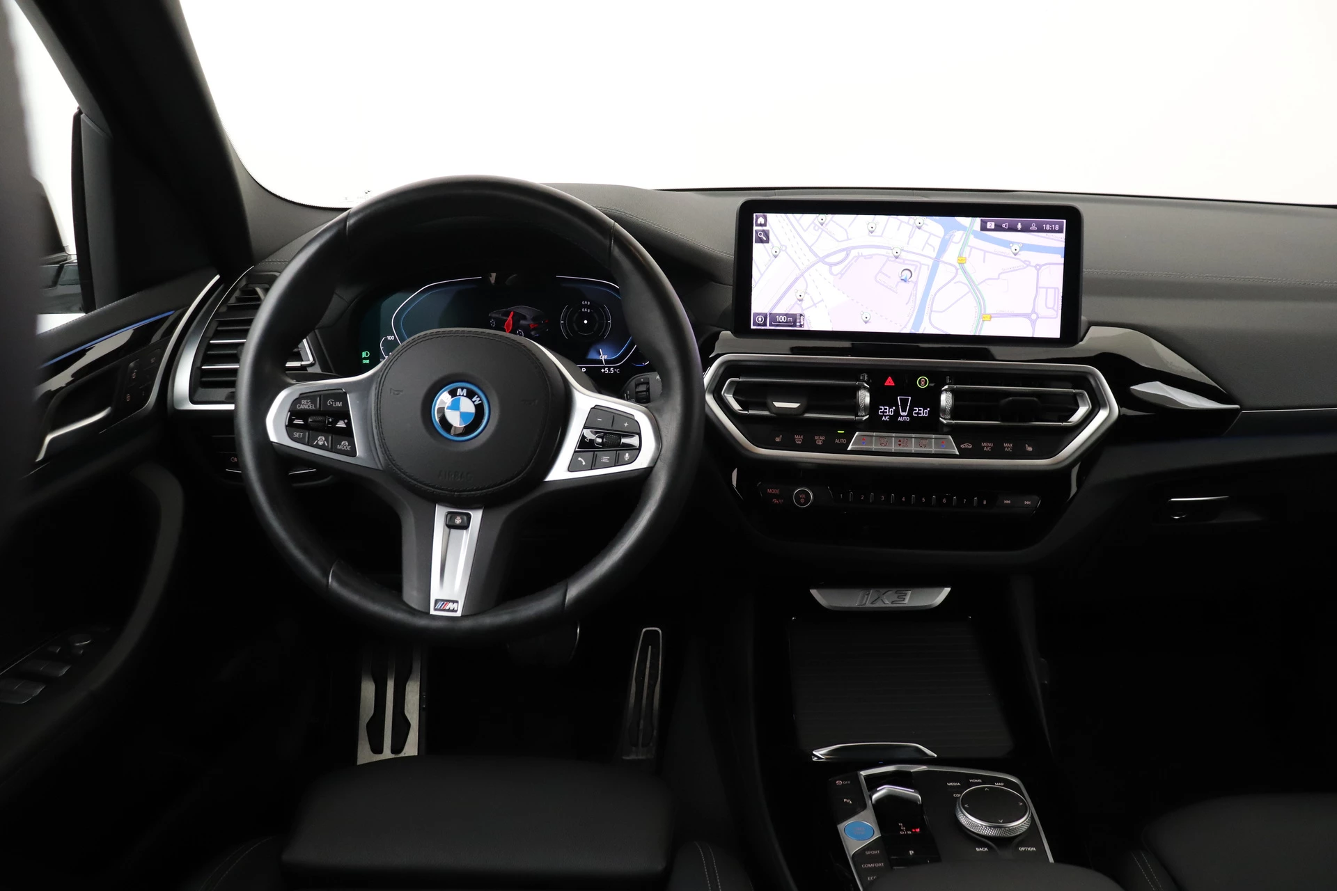 Hoofdafbeelding BMW iX3