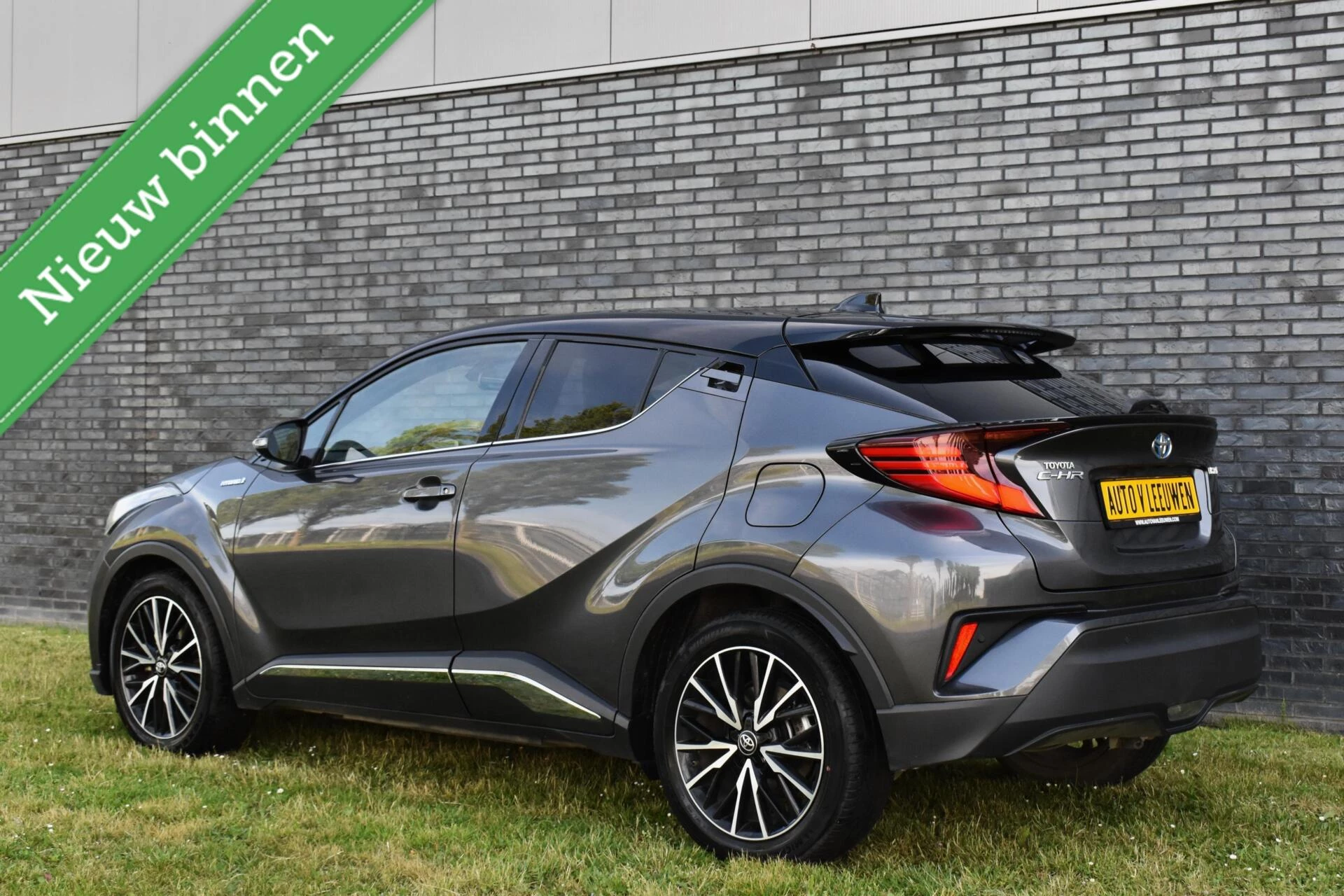 Hoofdafbeelding Toyota C-HR