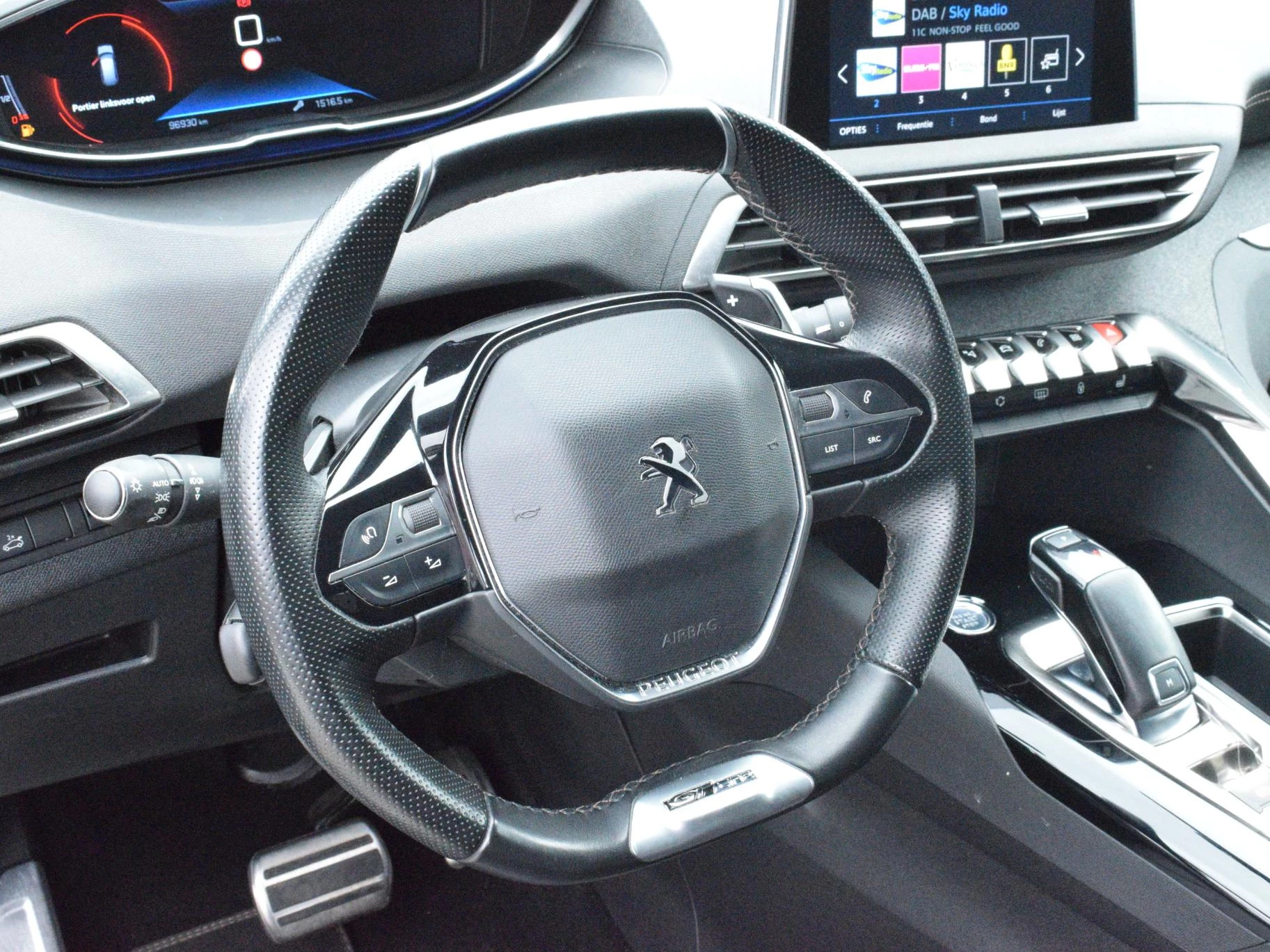 Hoofdafbeelding Peugeot 5008