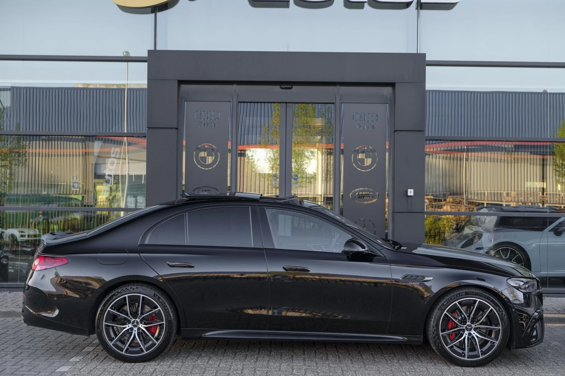 Hoofdafbeelding Mercedes-Benz E-Klasse