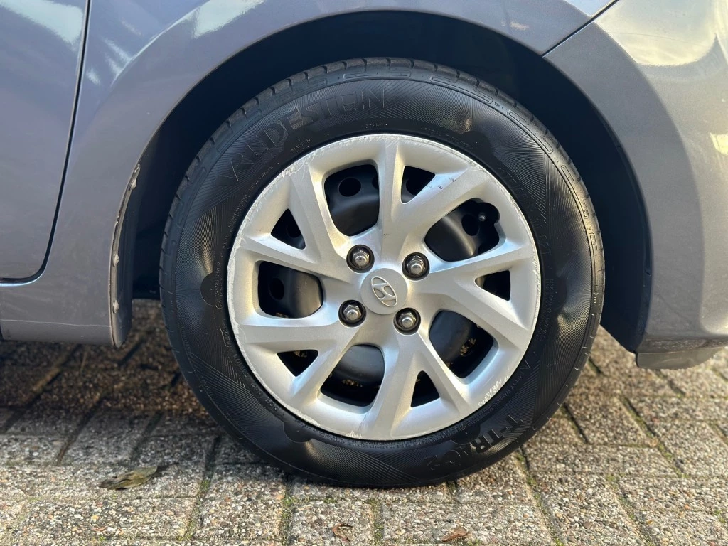 Hoofdafbeelding Hyundai i10