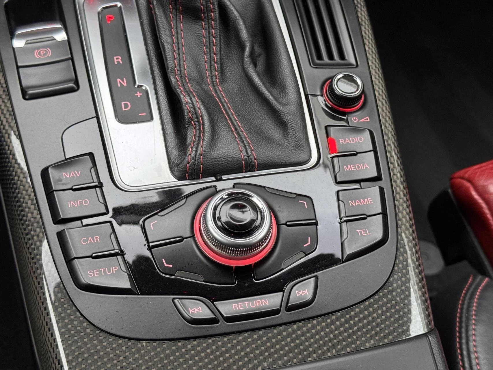 Hoofdafbeelding Audi S4