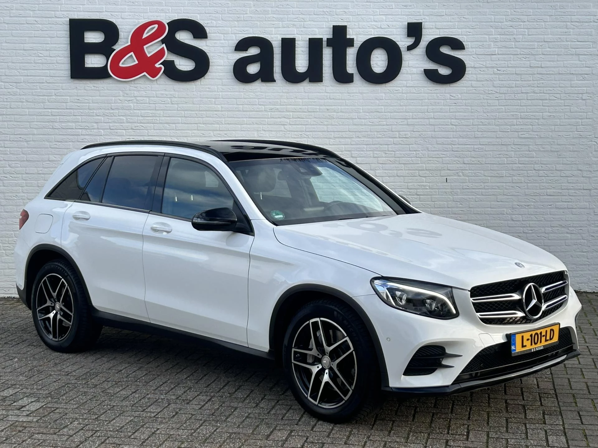 Hoofdafbeelding Mercedes-Benz GLC