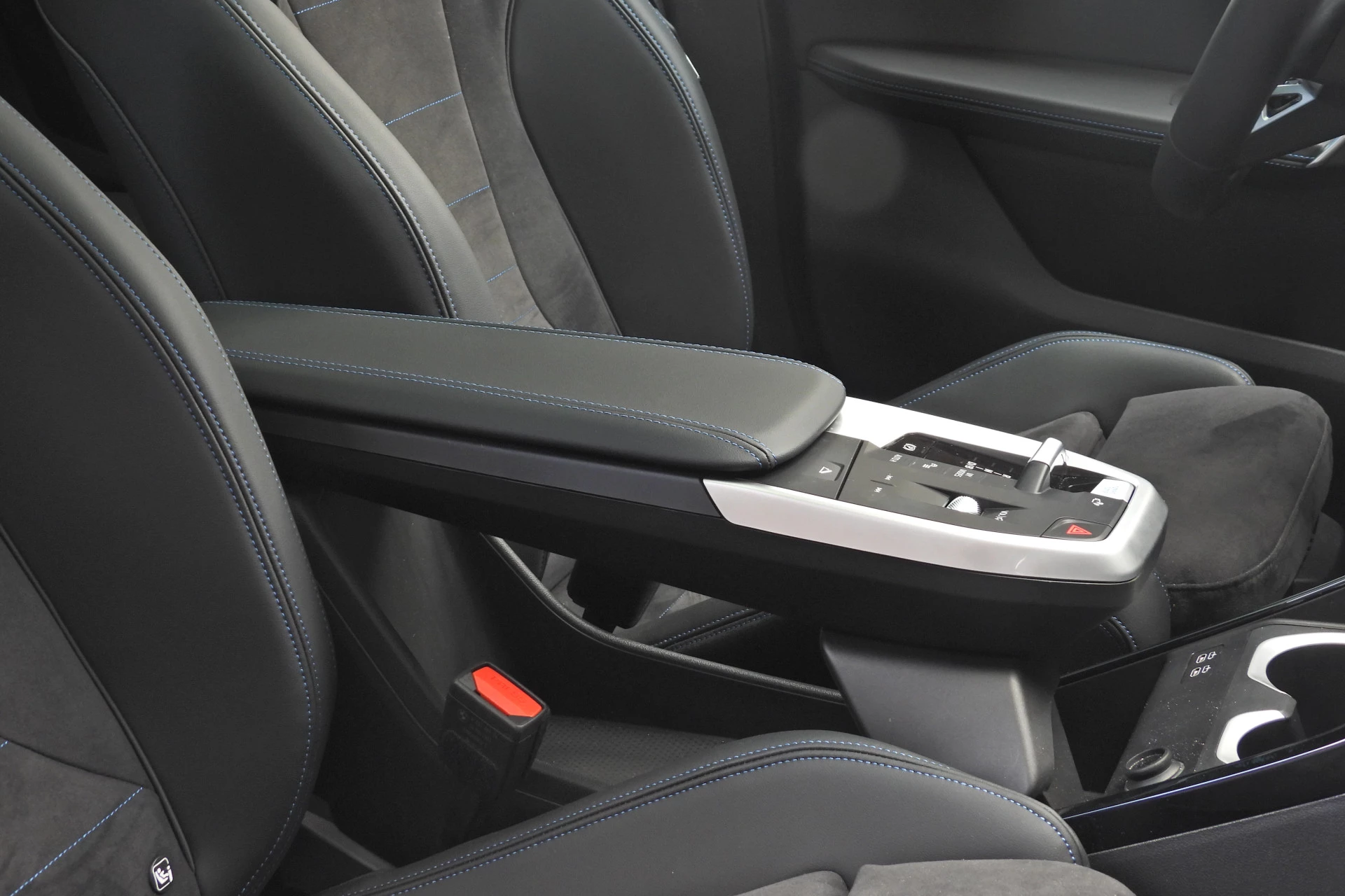 Hoofdafbeelding BMW iX2