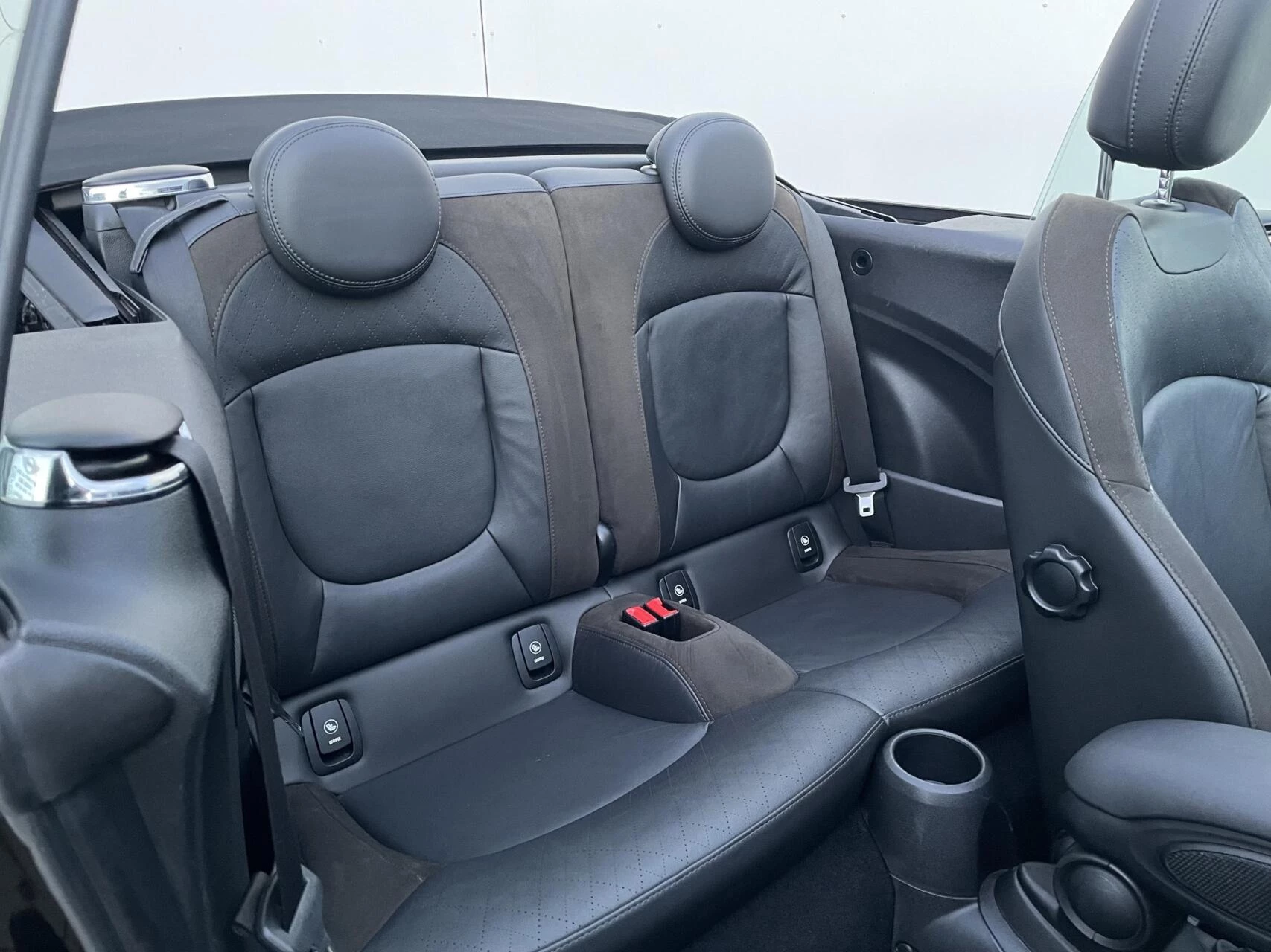 Hoofdafbeelding MINI Cooper Cabrio