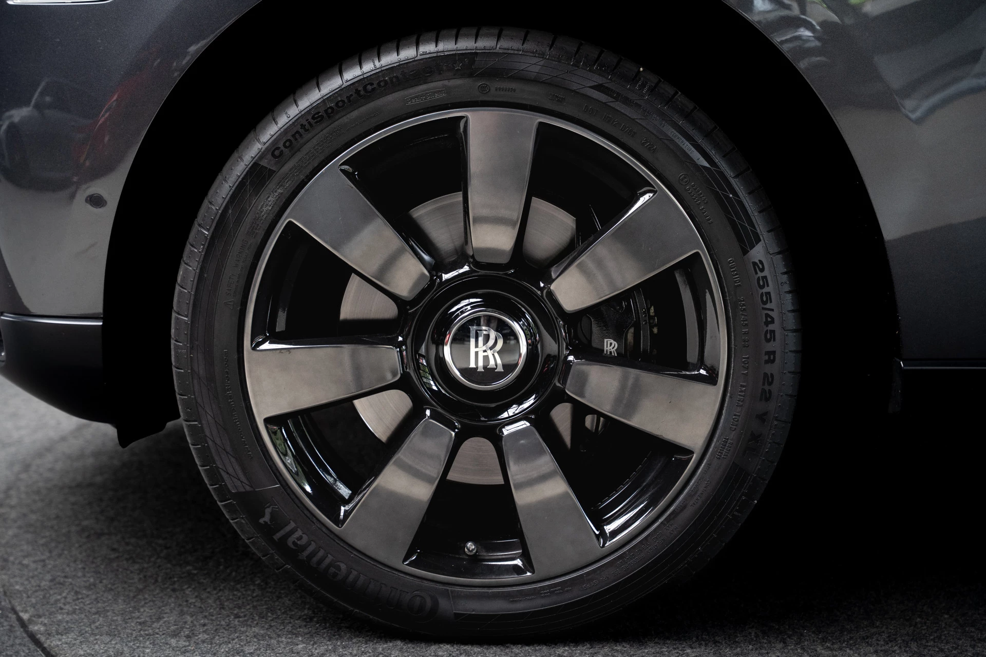 Hoofdafbeelding Rolls-Royce Cullinan