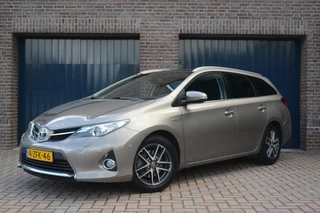 Toyota Auris Touring Sports 1.8 Hybrid Lease | Keyless | Panoramadak | Camera | Stoelverwarming | Cruise