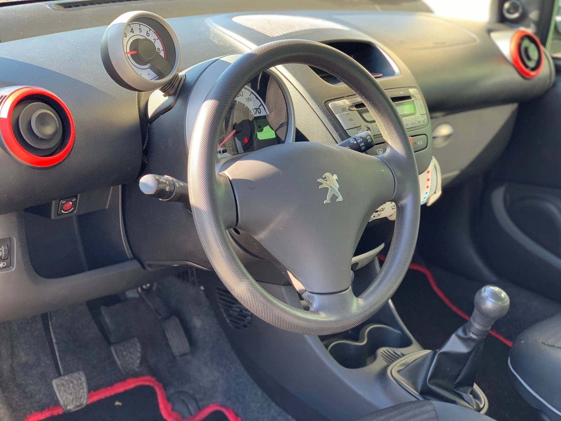 Hoofdafbeelding Peugeot 107