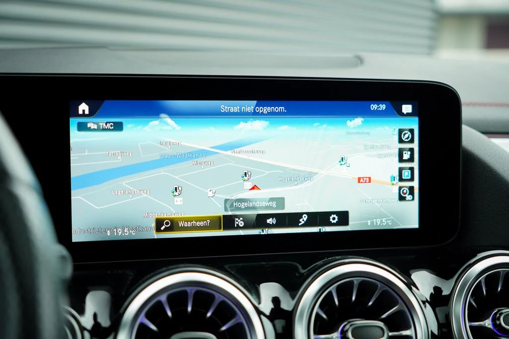 Hoofdafbeelding Mercedes-Benz EQA
