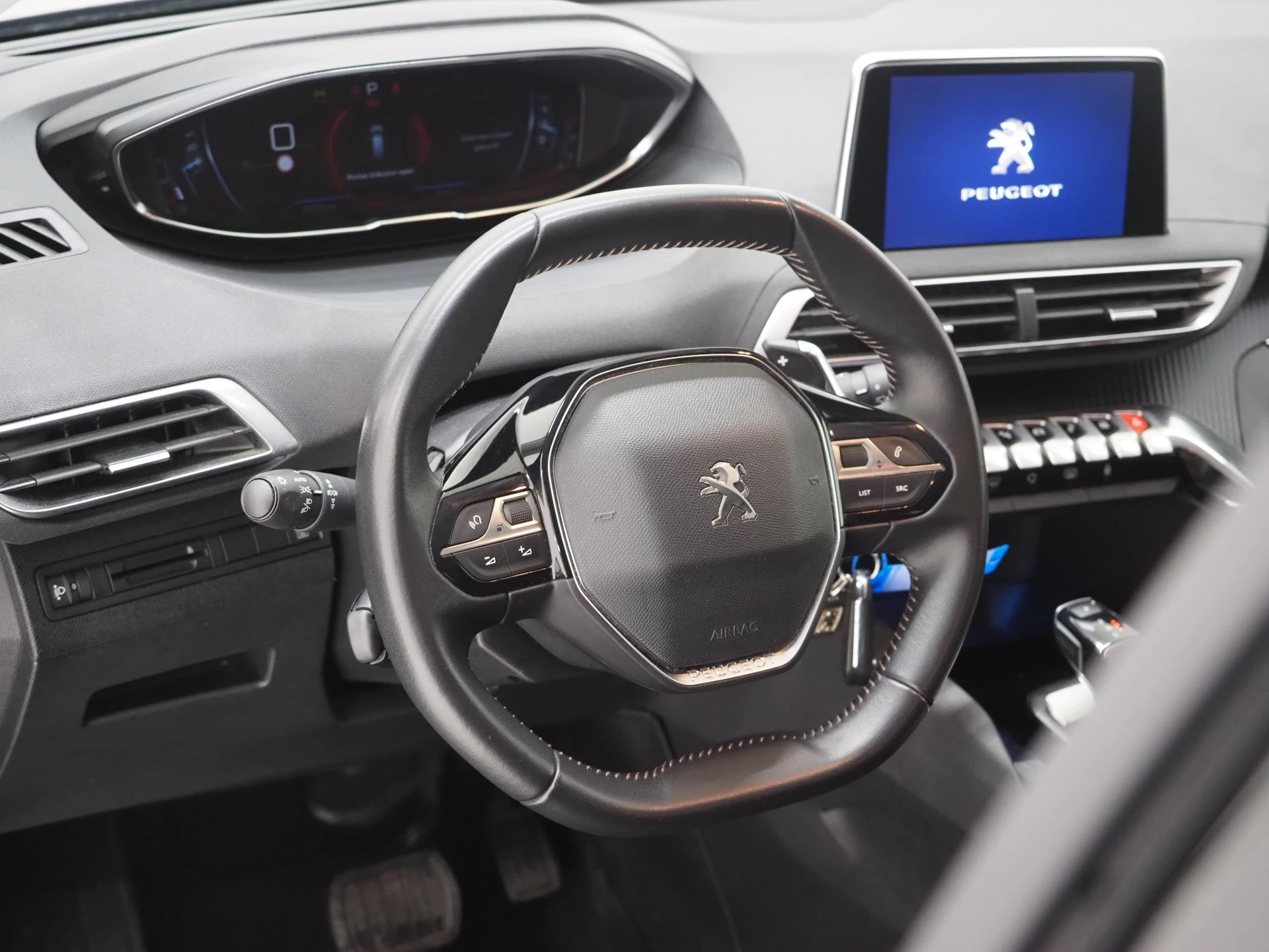 Hoofdafbeelding Peugeot 5008