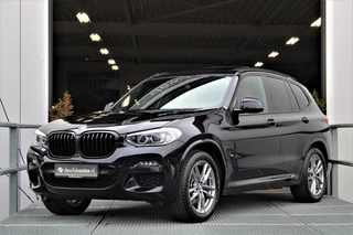 BMW X3 xDrive30e M-sport 292pk M-seats Pano Trekhaak Head-up Camera Keyless Apple CarPlay