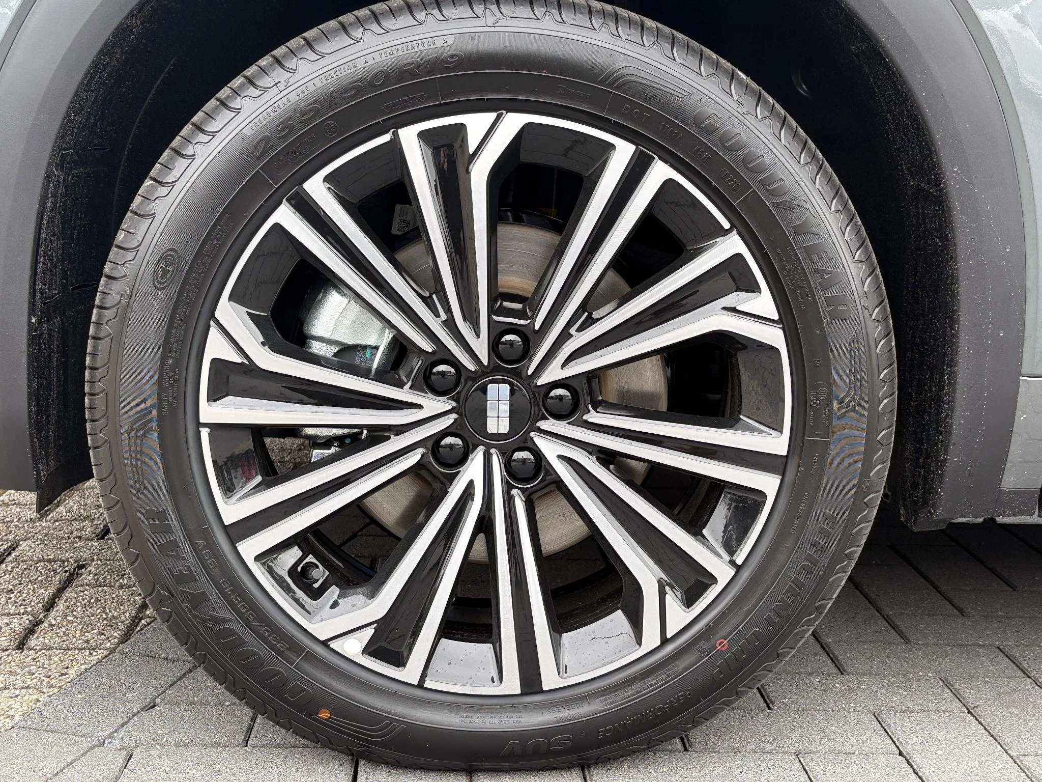 Hoofdafbeelding Geely Starray EM-i