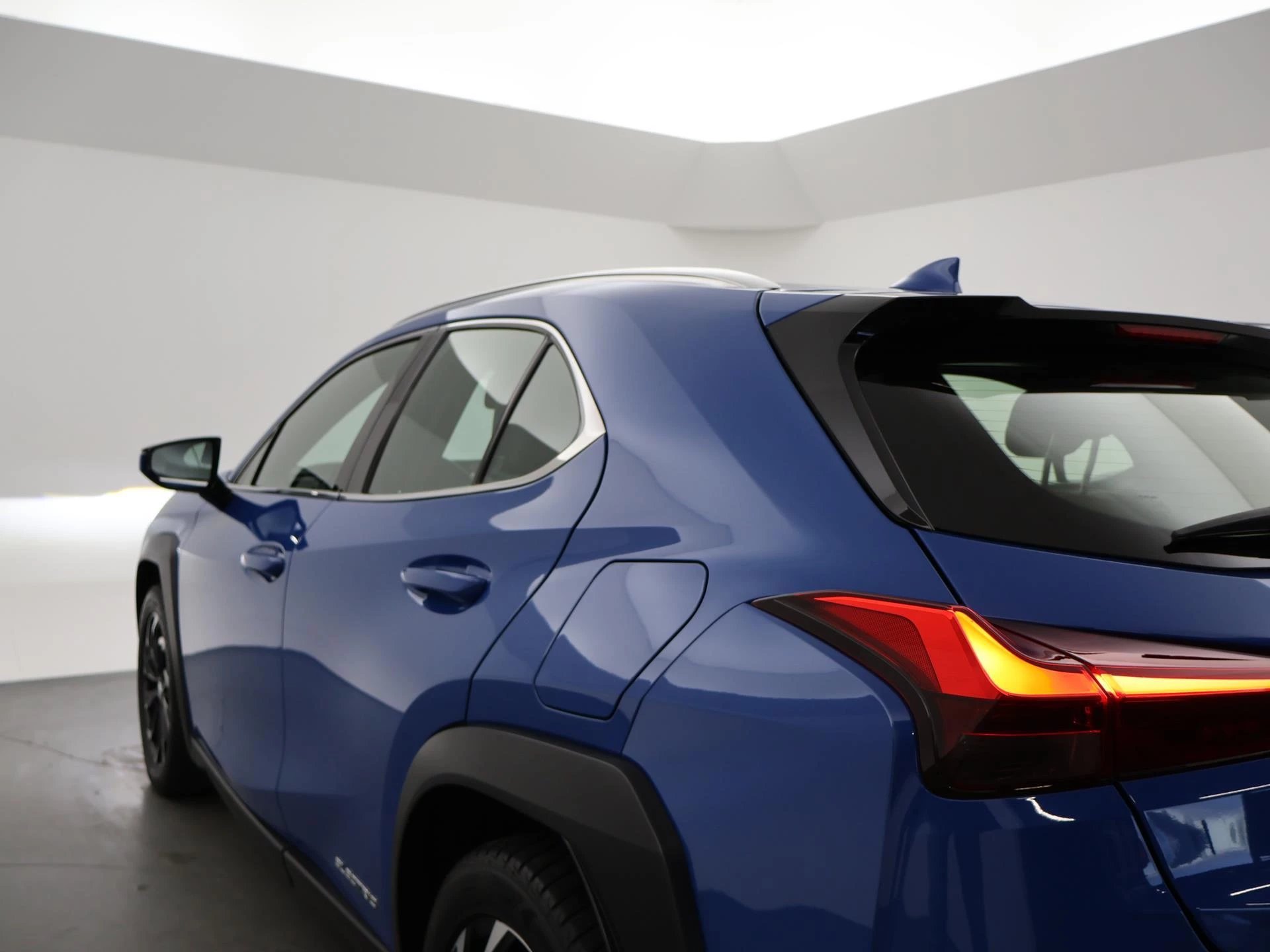 Hoofdafbeelding Lexus UX