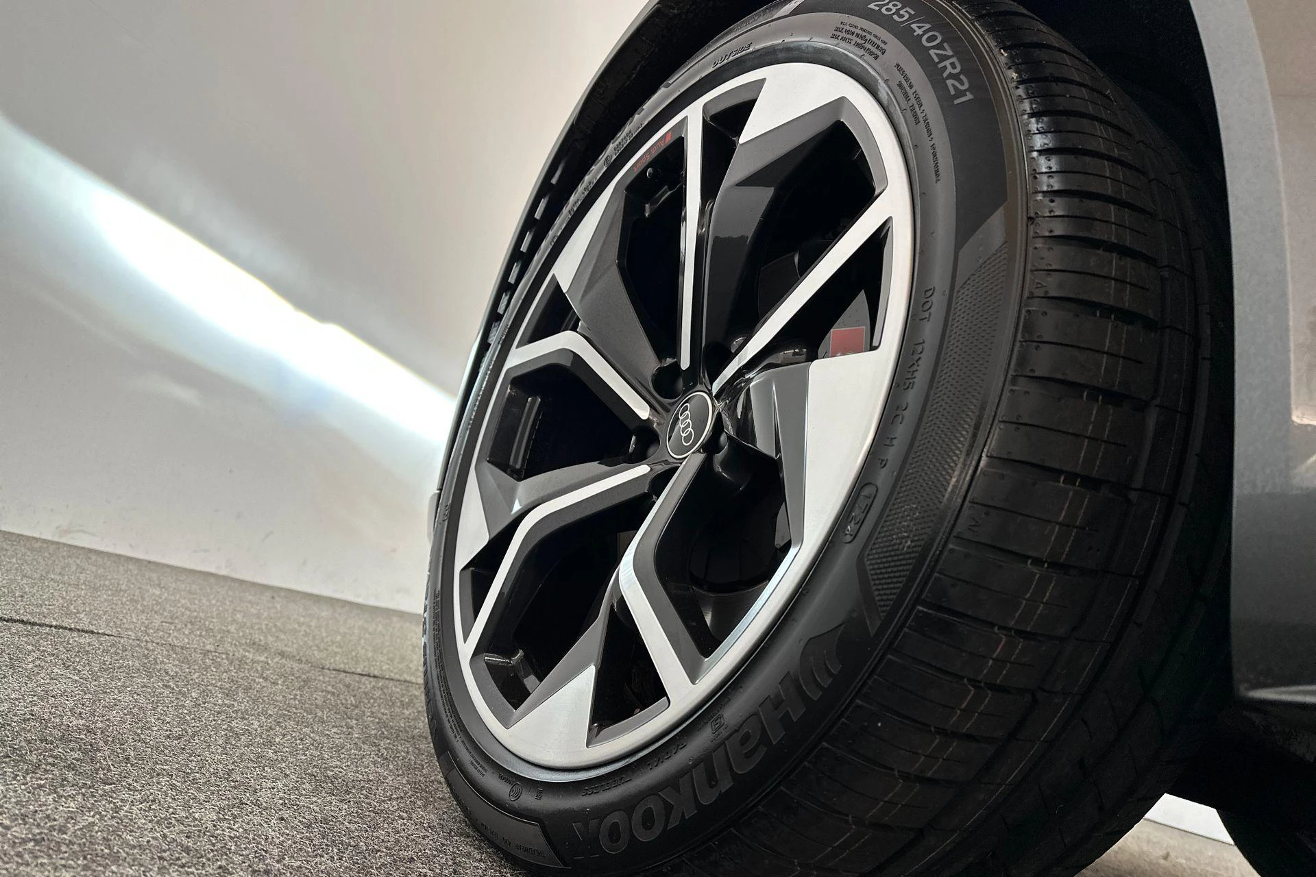 Hoofdafbeelding Audi e-tron