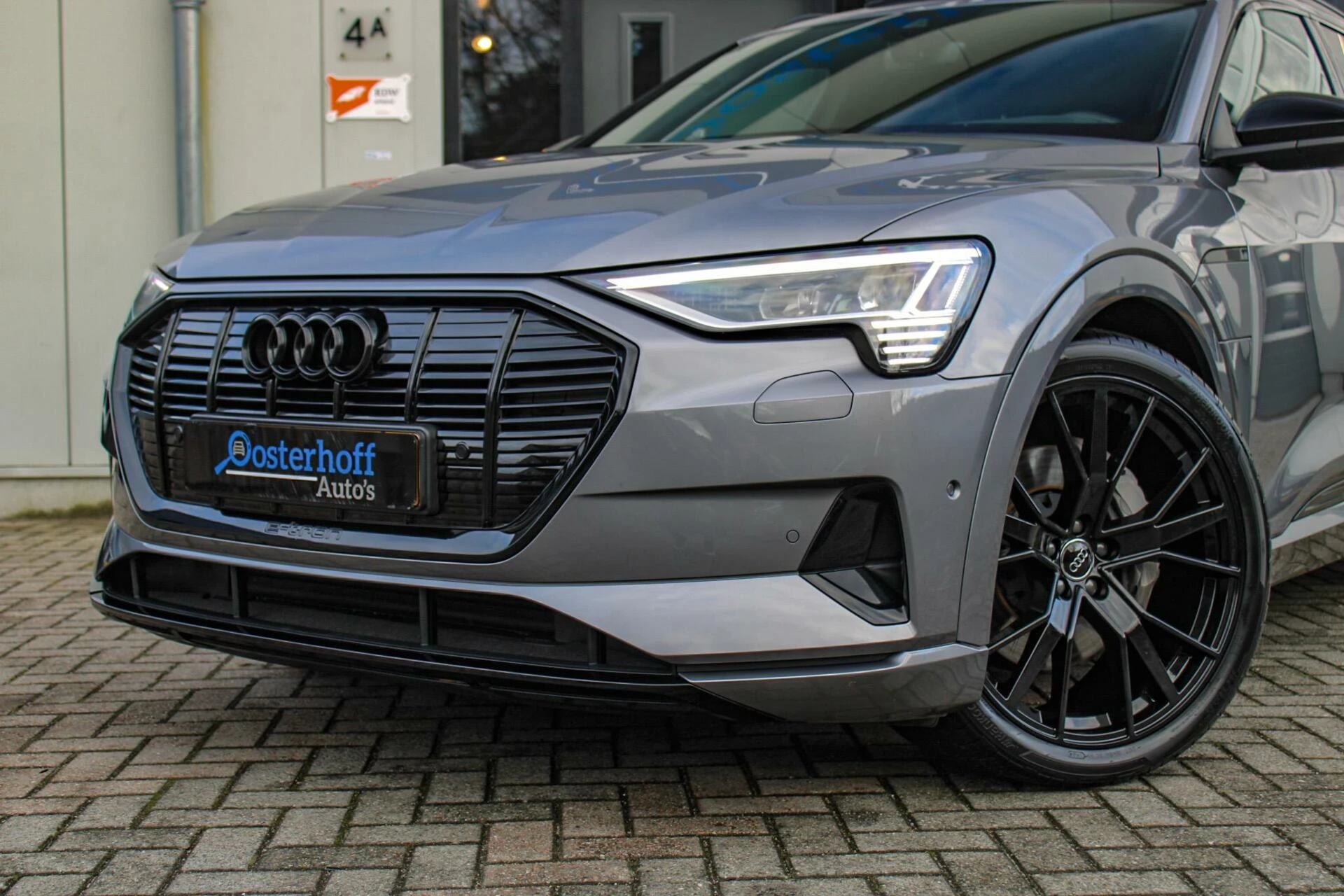 Hoofdafbeelding Audi e-tron