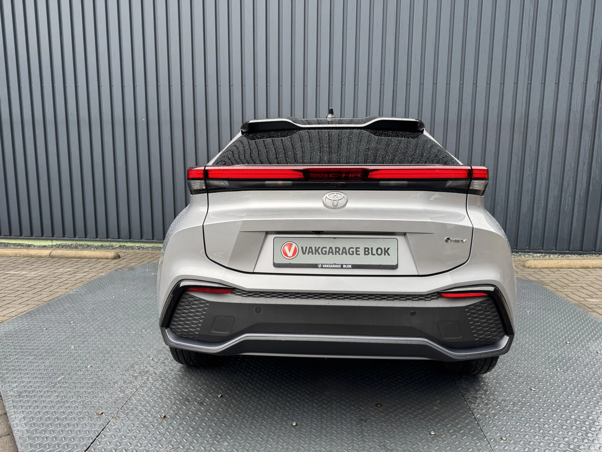 Hoofdafbeelding Toyota C-HR