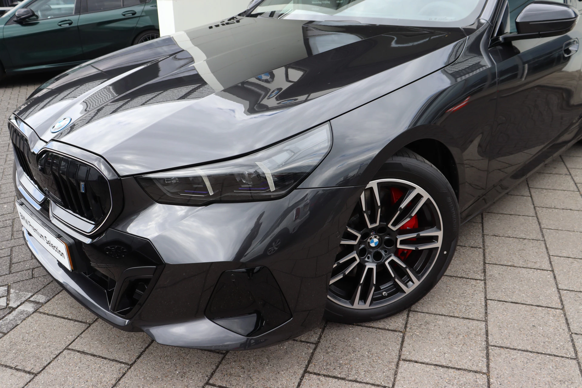 Hoofdafbeelding BMW i5