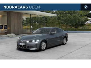 BMW i4 eDrive40 / Schuif-kanteldak / Achteruitrijcamera / Adaptieve LED / Active Cruise Control / Comfort Access / Stoelverwarming
