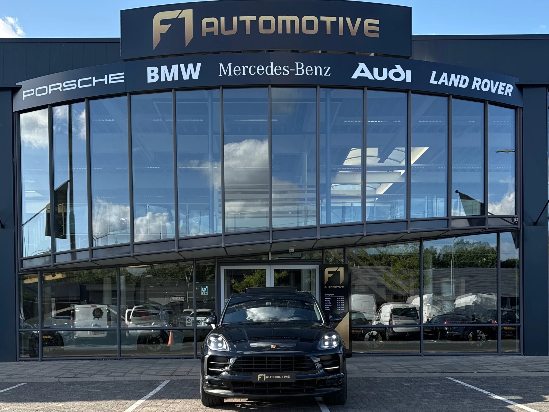 Hoofdafbeelding Porsche Macan