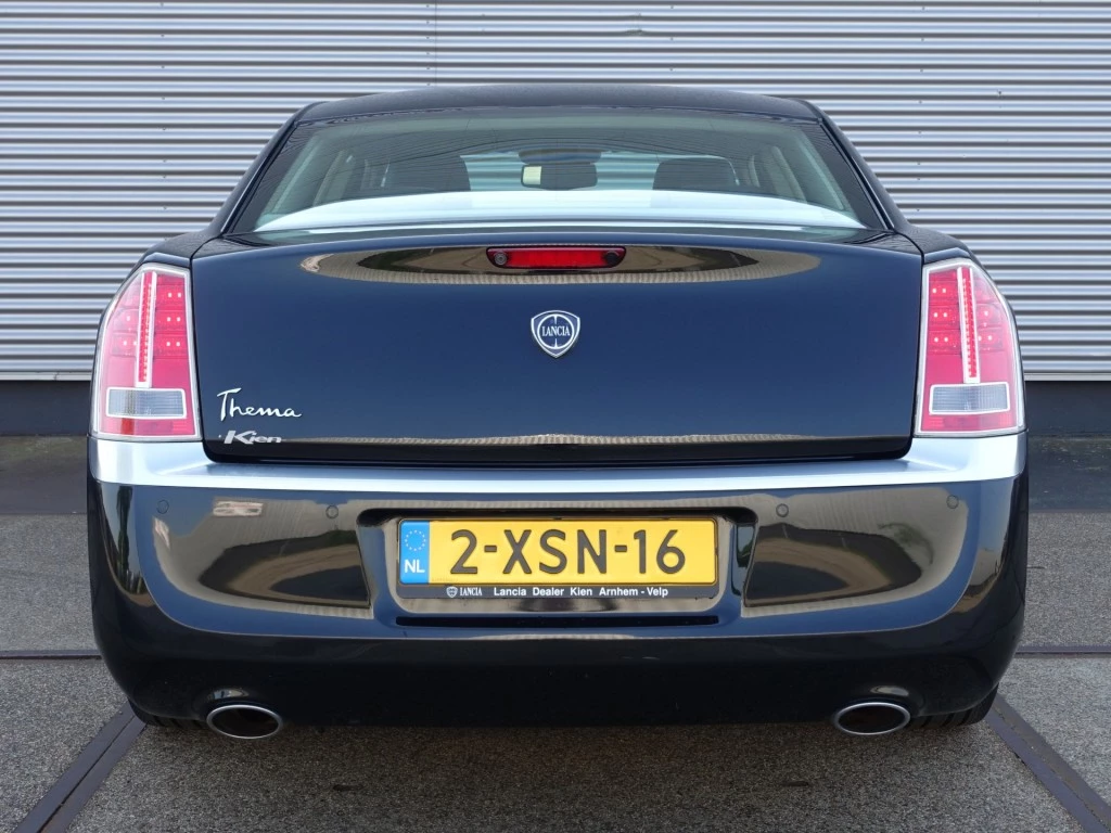 Hoofdafbeelding Lancia Thema