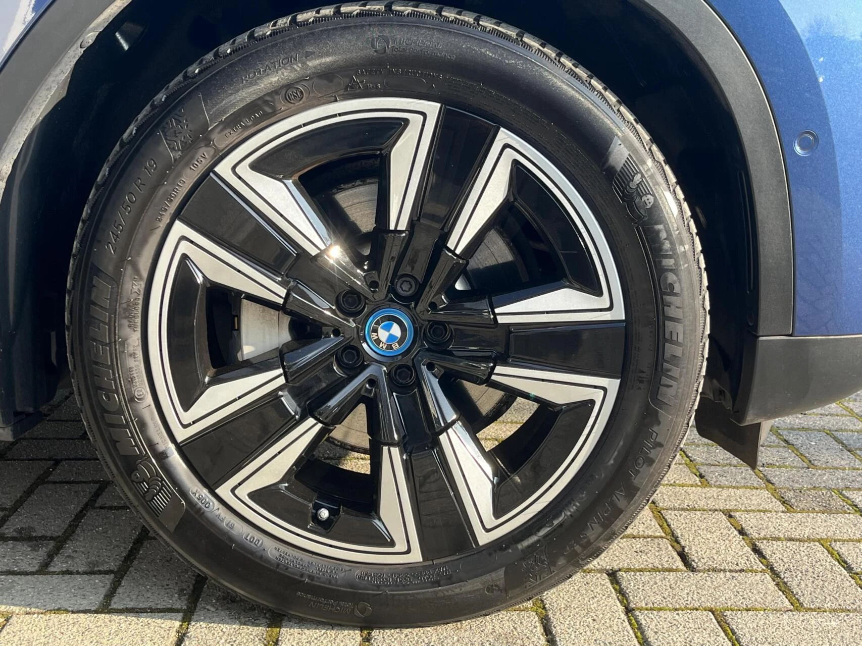 Hoofdafbeelding BMW iX3