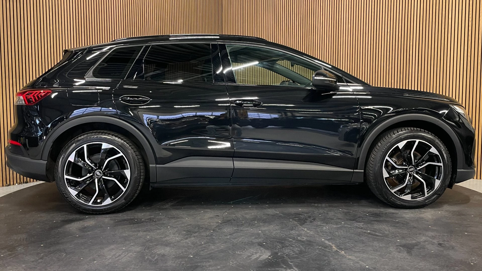 Hoofdafbeelding Audi Q4 e-tron