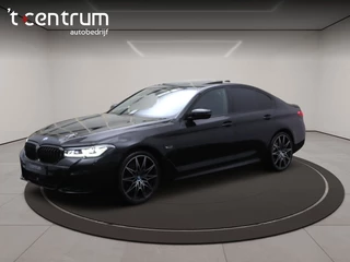 Hoofdafbeelding BMW 5 Serie BMW 5 Serie 530e xDrive Business Edition Plus, Kuipstoelen, Schuifdak, Harman/Kardon Sound