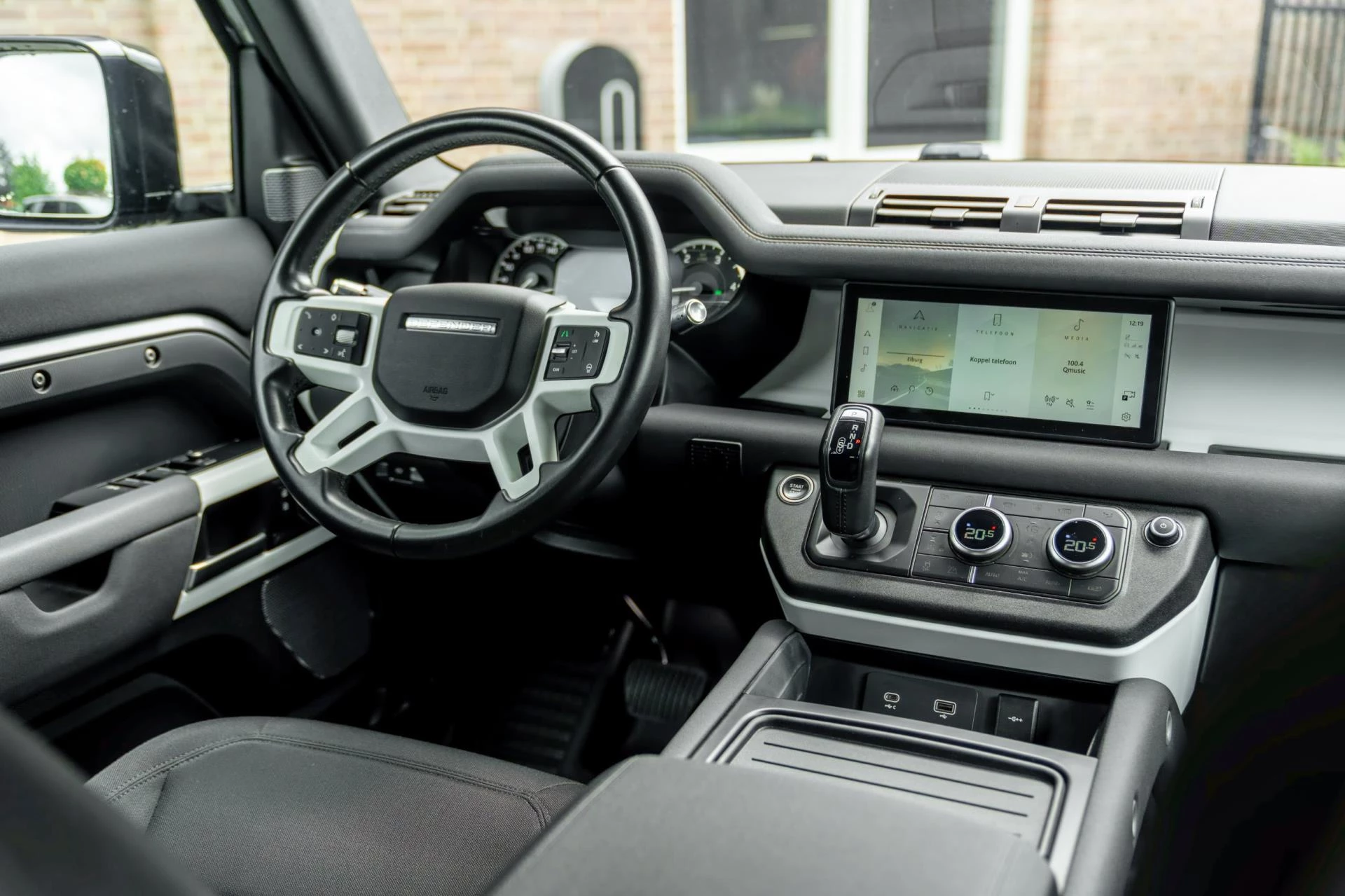 Hoofdafbeelding Land Rover Defender