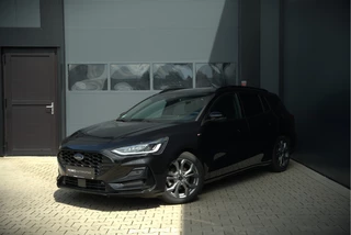 Ford Focus Wagon 1.0 EcoBoost Hybrid ST Line X | Stoelverwarming | Stuurverwarming | Automaat | Navigatie | Camera | Apple Carplay | Cruise Control | Keyless | LED | PDC |