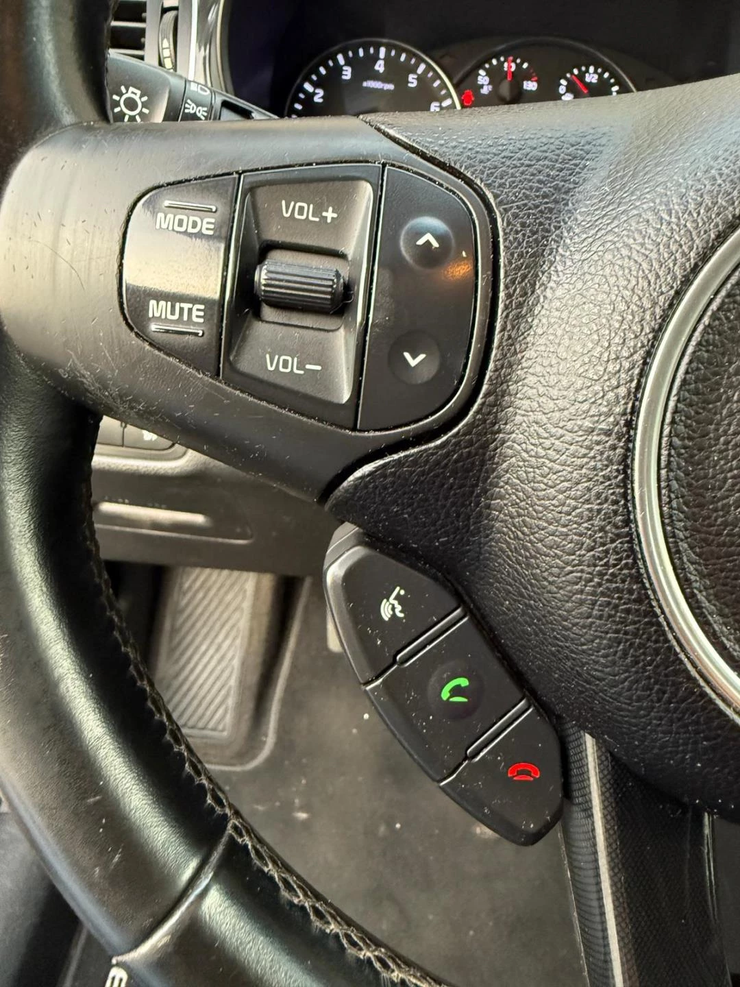 Hoofdafbeelding Kia Carens
