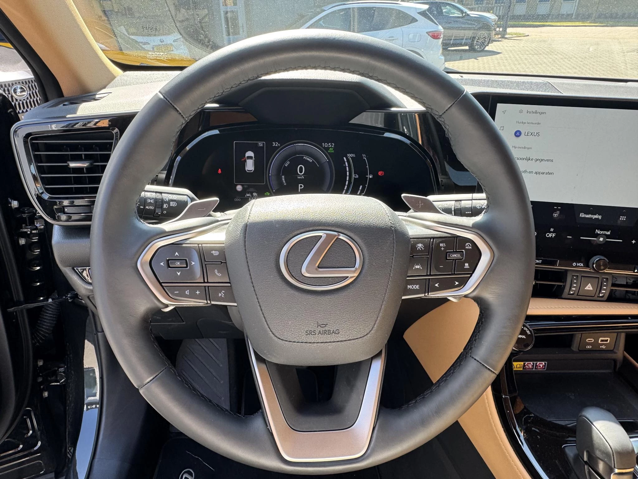 Hoofdafbeelding Lexus NX