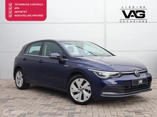 Volkswagen Golf 1.5 eTSI Style Virtual LED Alcantara Massage