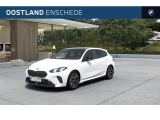 BMW 1 Serie 120 M Sport Automaat / Sportstoelen / Achteruitrijcamera / M Adaptief onderstel / Comfort Access / Adaptieve LED / Stuurverwarming