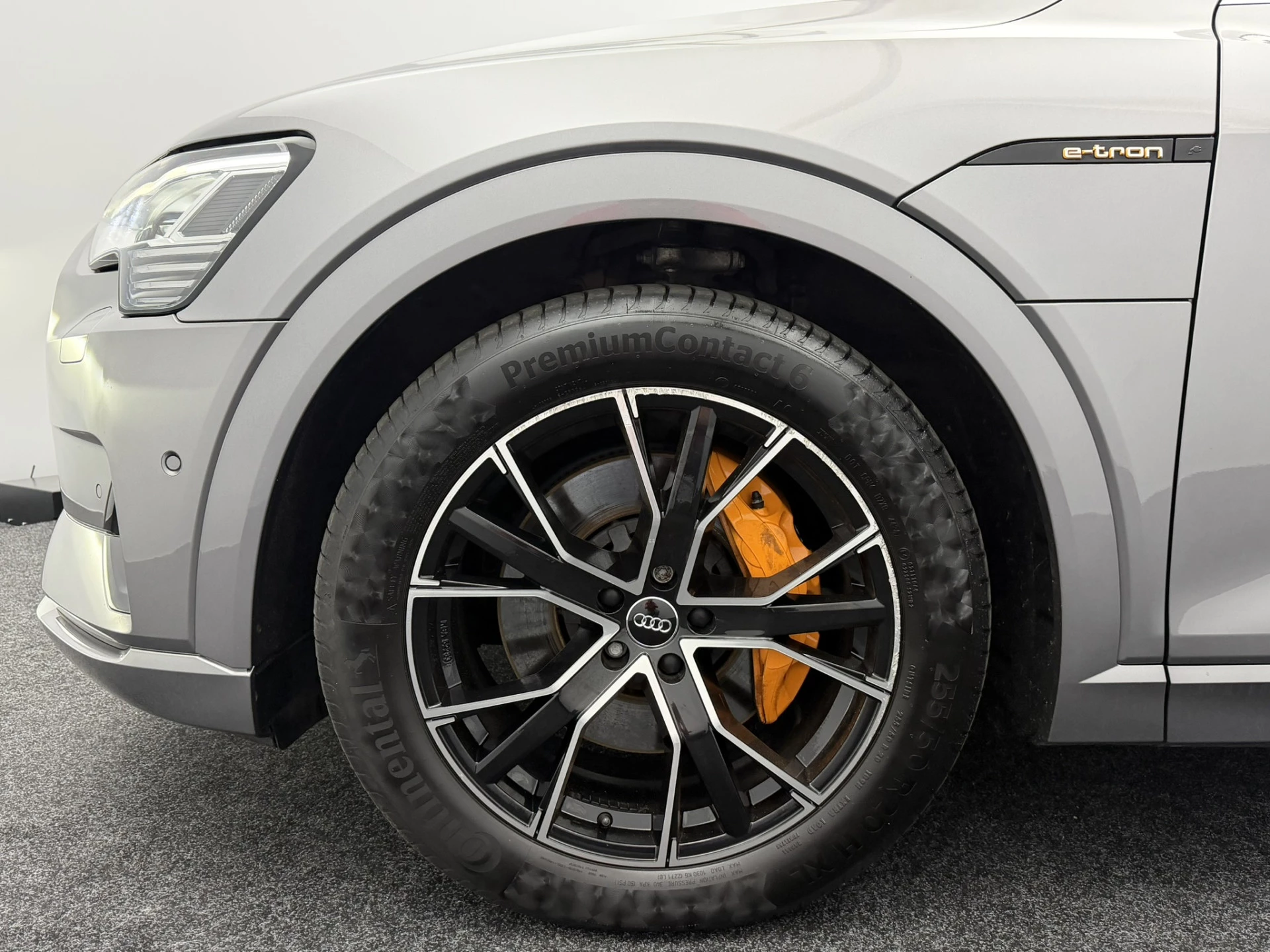 Hoofdafbeelding Audi e-tron