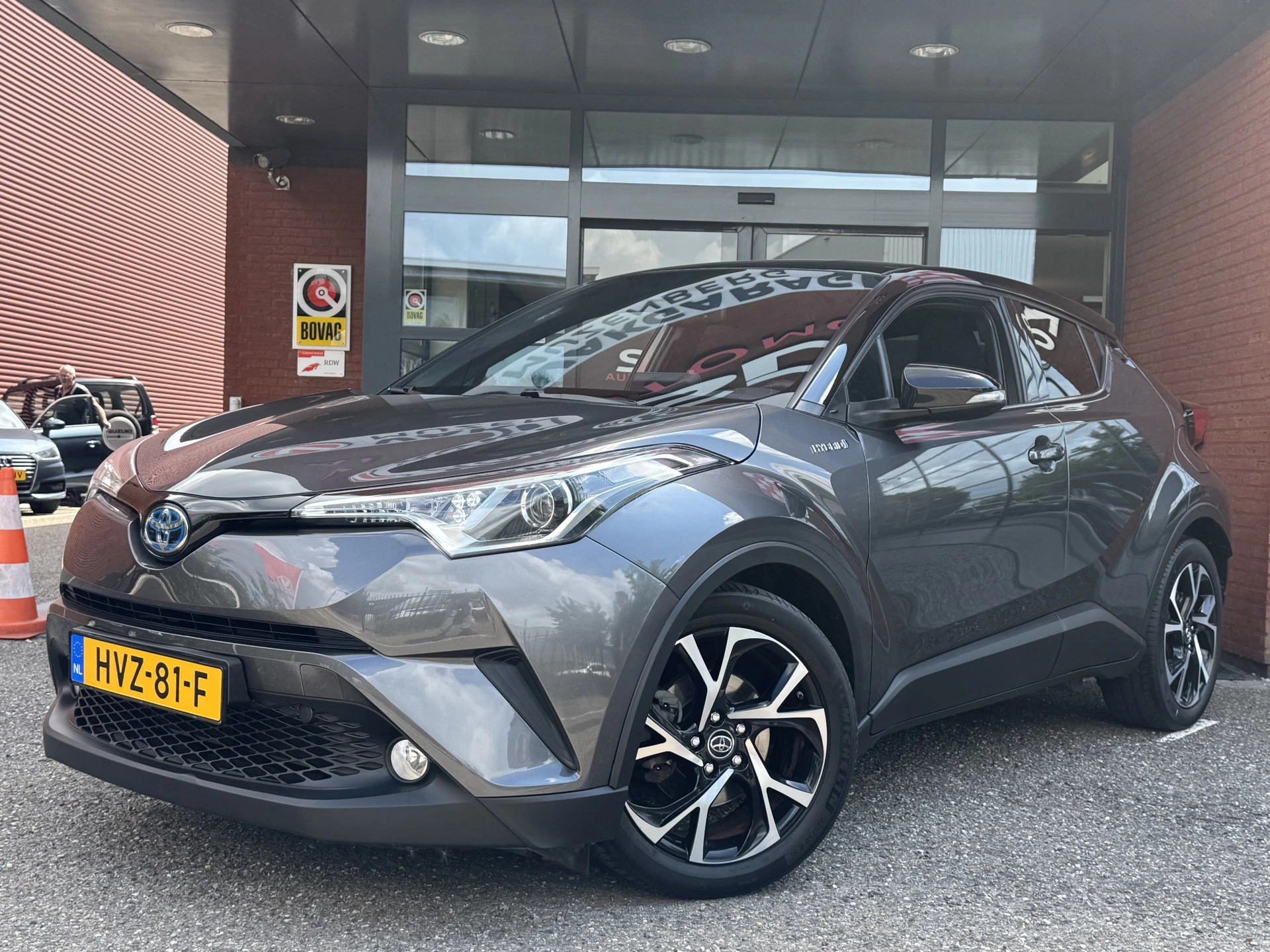 Hoofdafbeelding Toyota C-HR