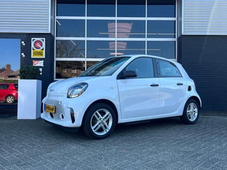 Hoofdafbeelding smart Forfour smart Forfour EQ ELEKTRISCH 18 kWh, Automaat, Airco, Cruise, Led, NAP