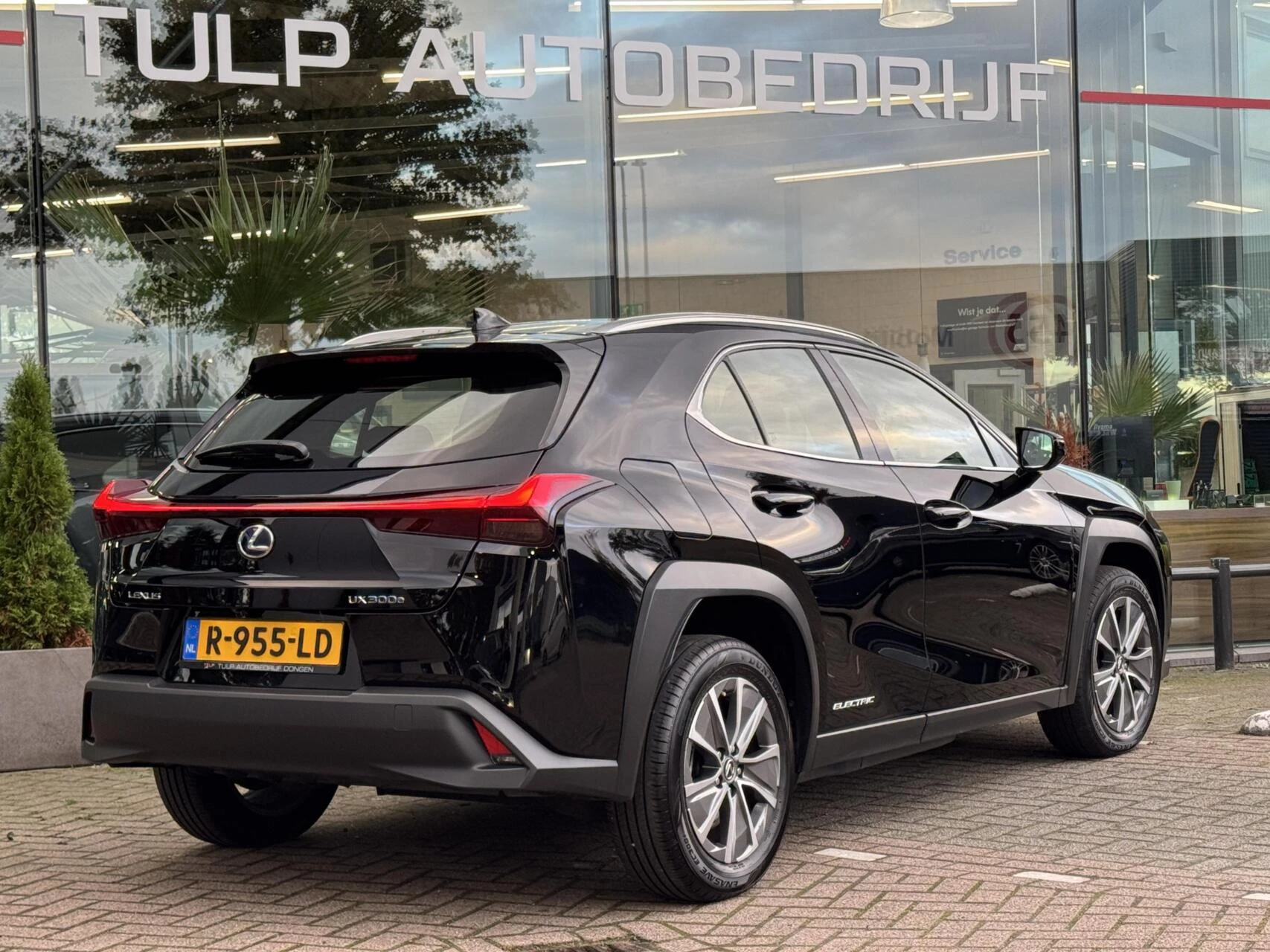 Hoofdafbeelding Lexus UX