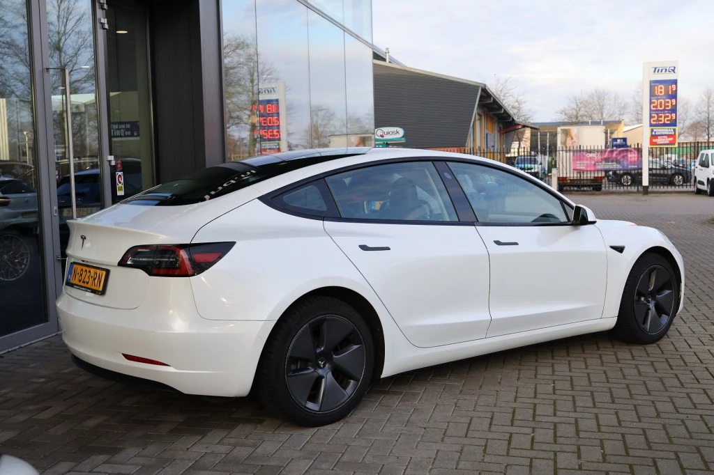 Hoofdafbeelding Tesla Model 3