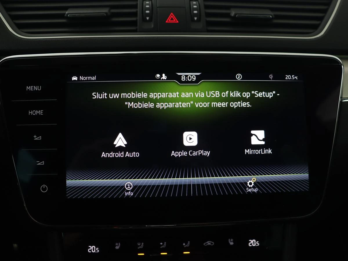 Hoofdafbeelding Škoda Superb